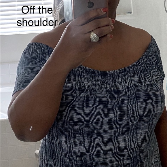 Blue & White casual blouse - Picture 6 of 6